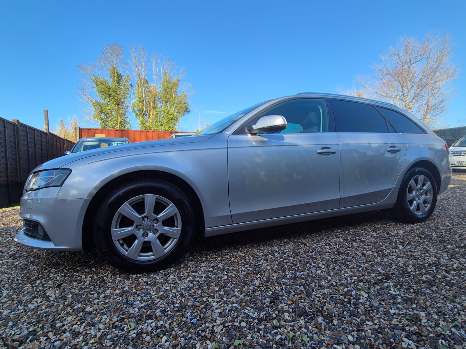 AUDI A4 PETROL AUTOMATIC 2010