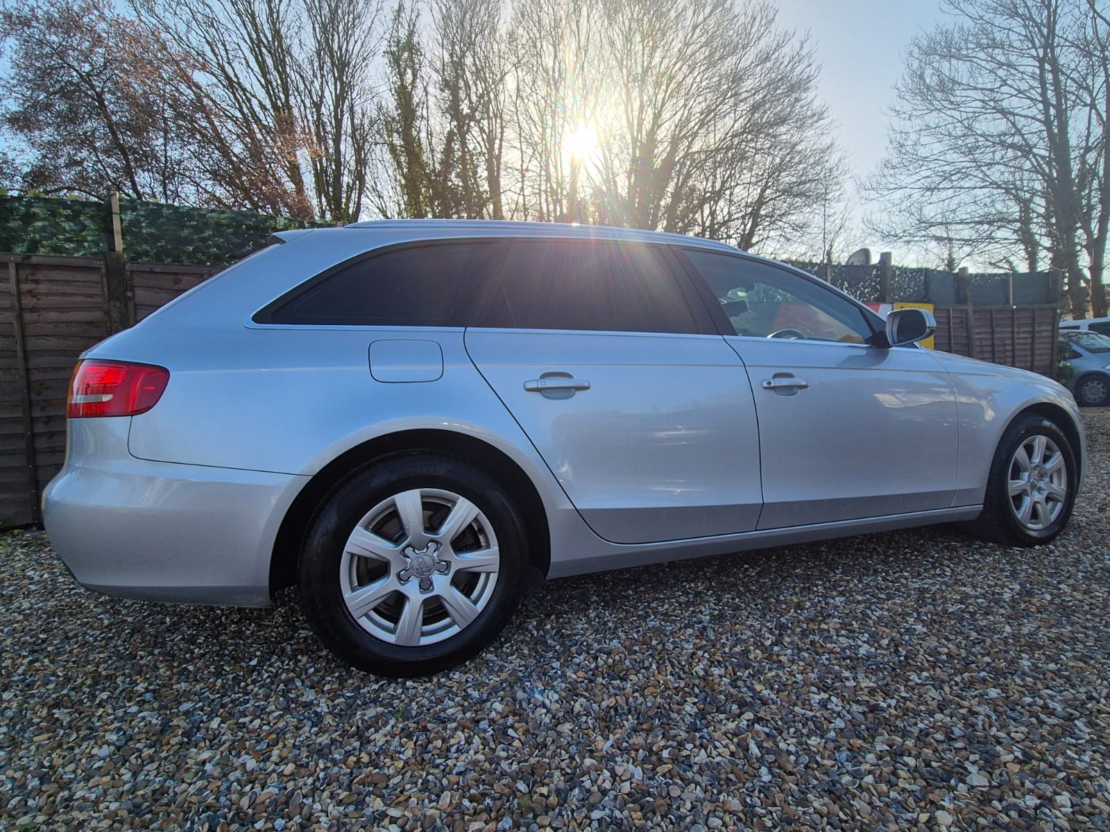 AUDI A4 PETROL AUTOMATIC 2010