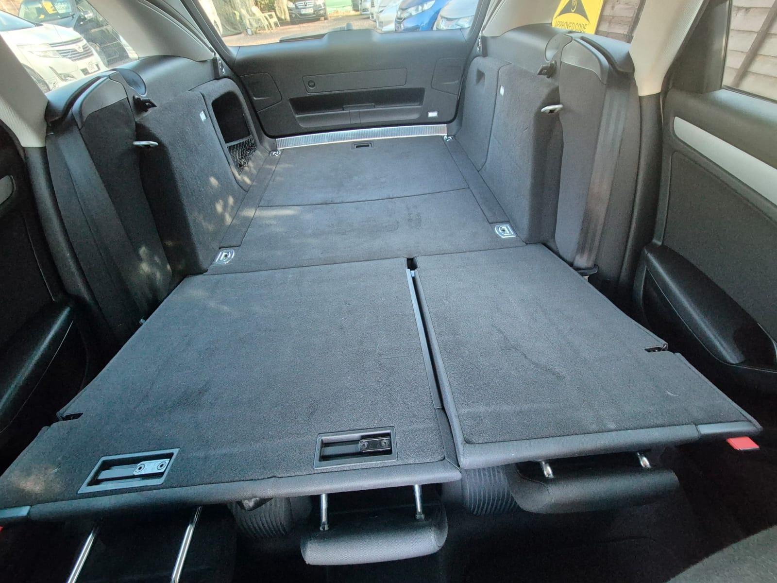 AUDI A4 PETROL AUTOMATIC 2010