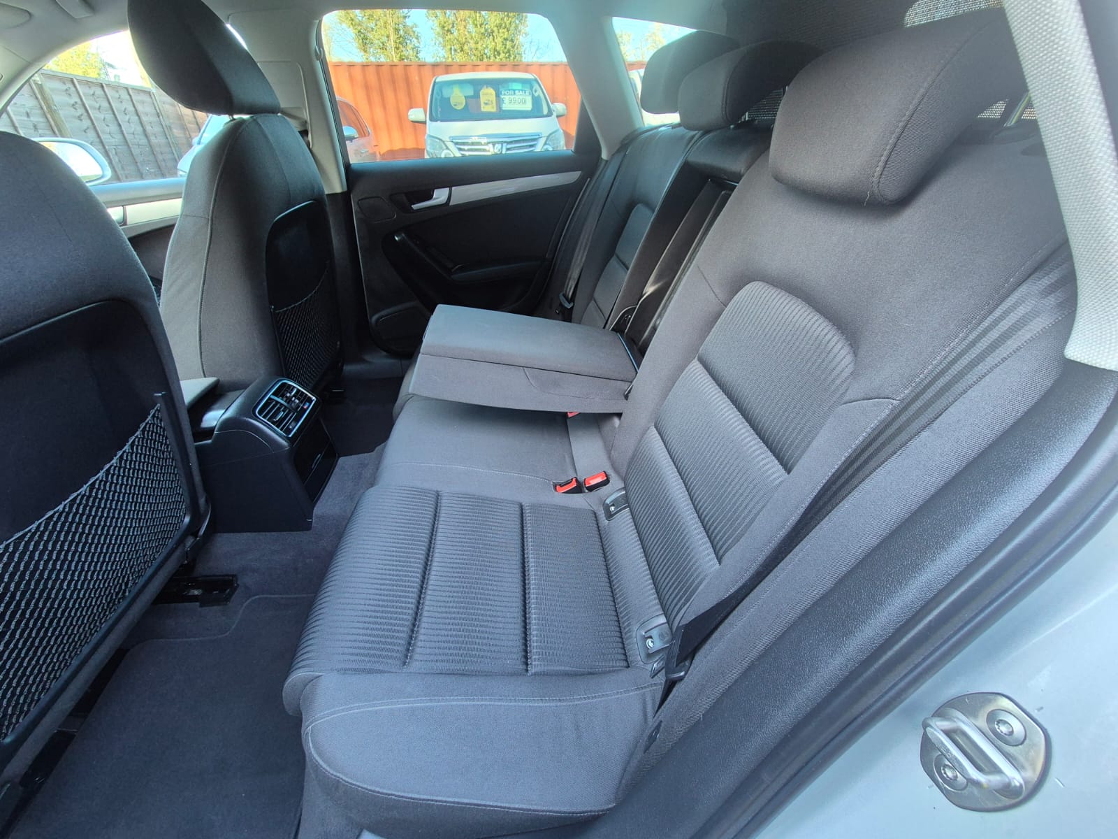 AUDI A4 PETROL AUTOMATIC 2010