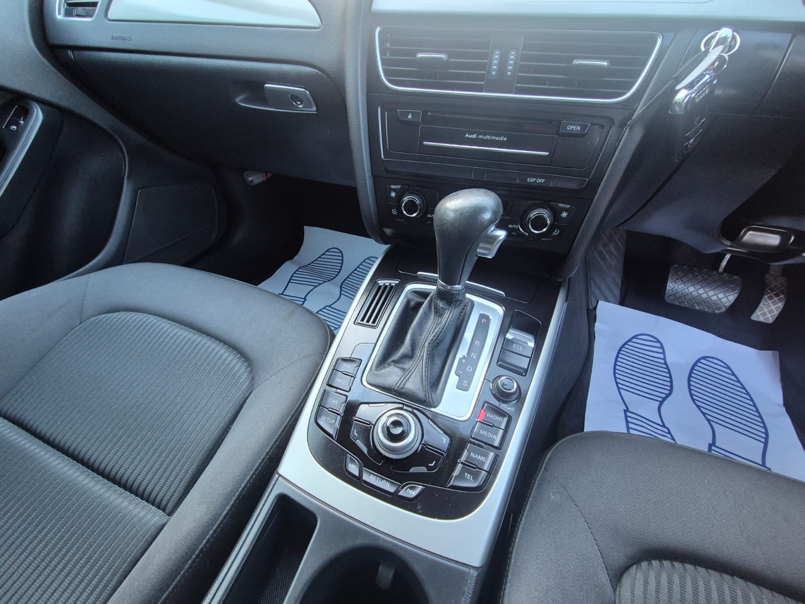 AUDI A4 PETROL AUTOMATIC 2010