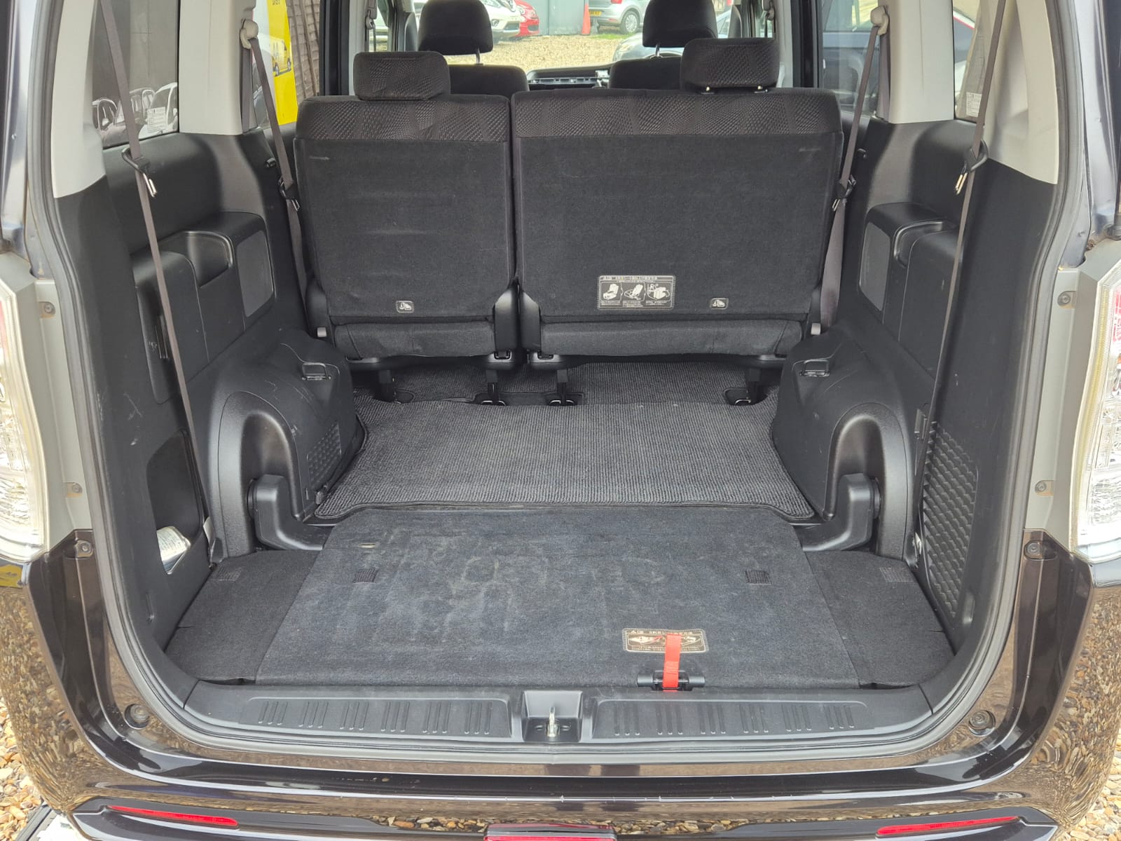 HONDA STEPWAGON SPADA 2010