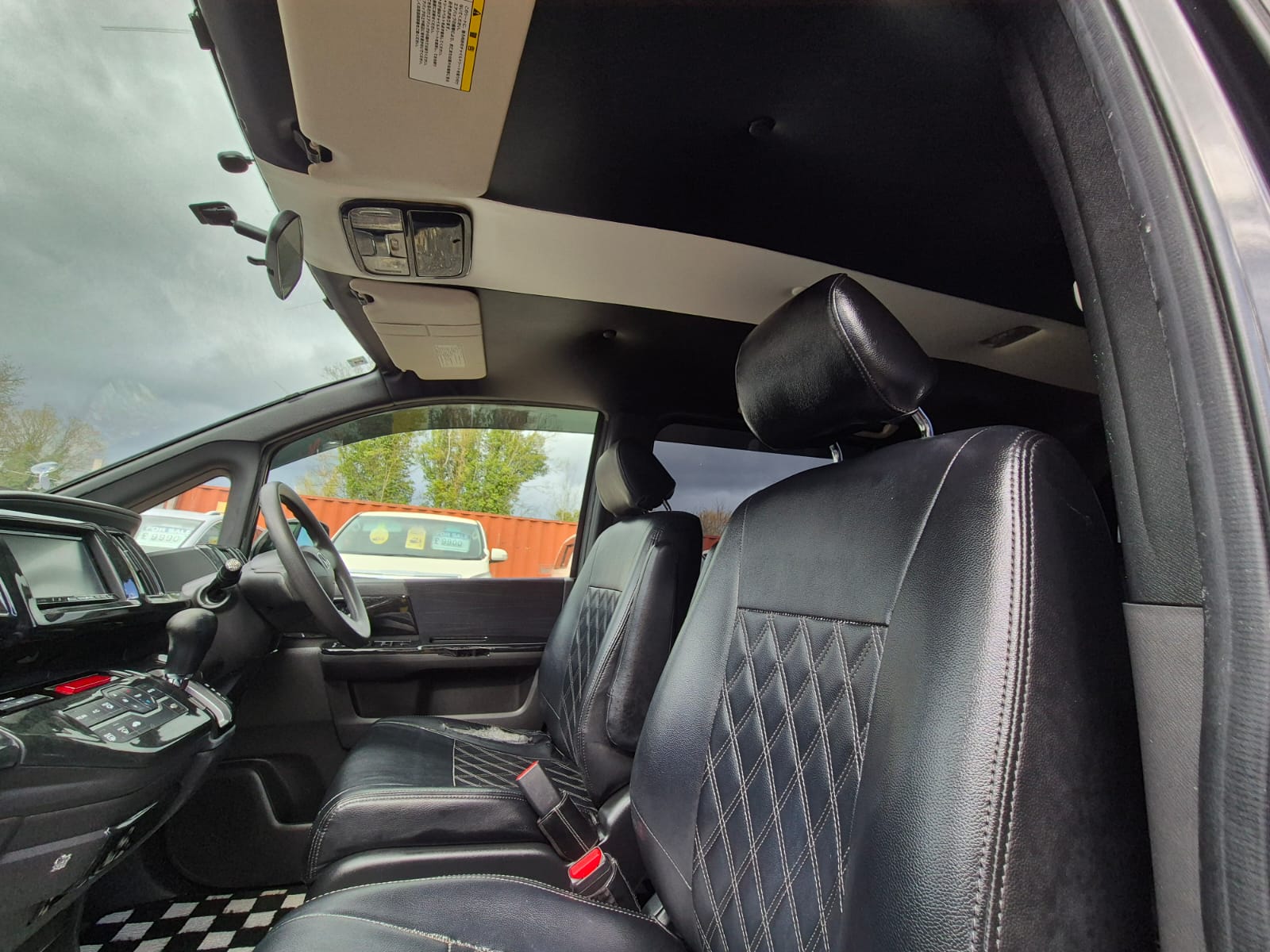 HONDA STEPWAGON SPADA 2012