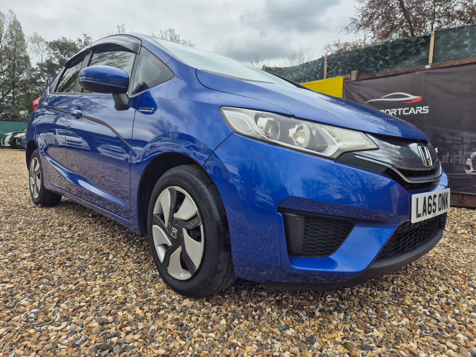 HONDA JAZZ HYBRID 2015