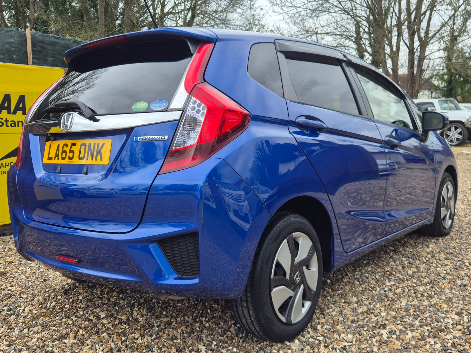 HONDA JAZZ HYBRID 2015