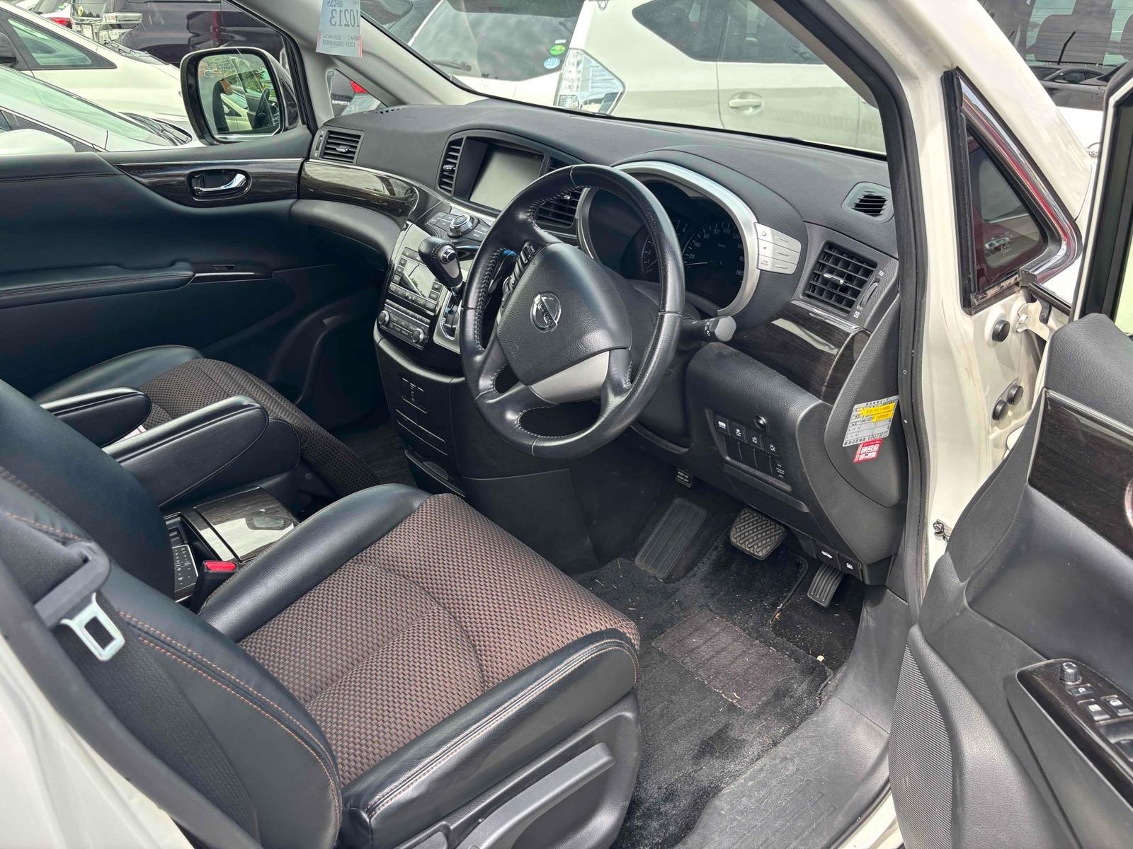 NISSAN ELGRAND HIGHWAY STAR 2012 PETROL AUTOMATIC