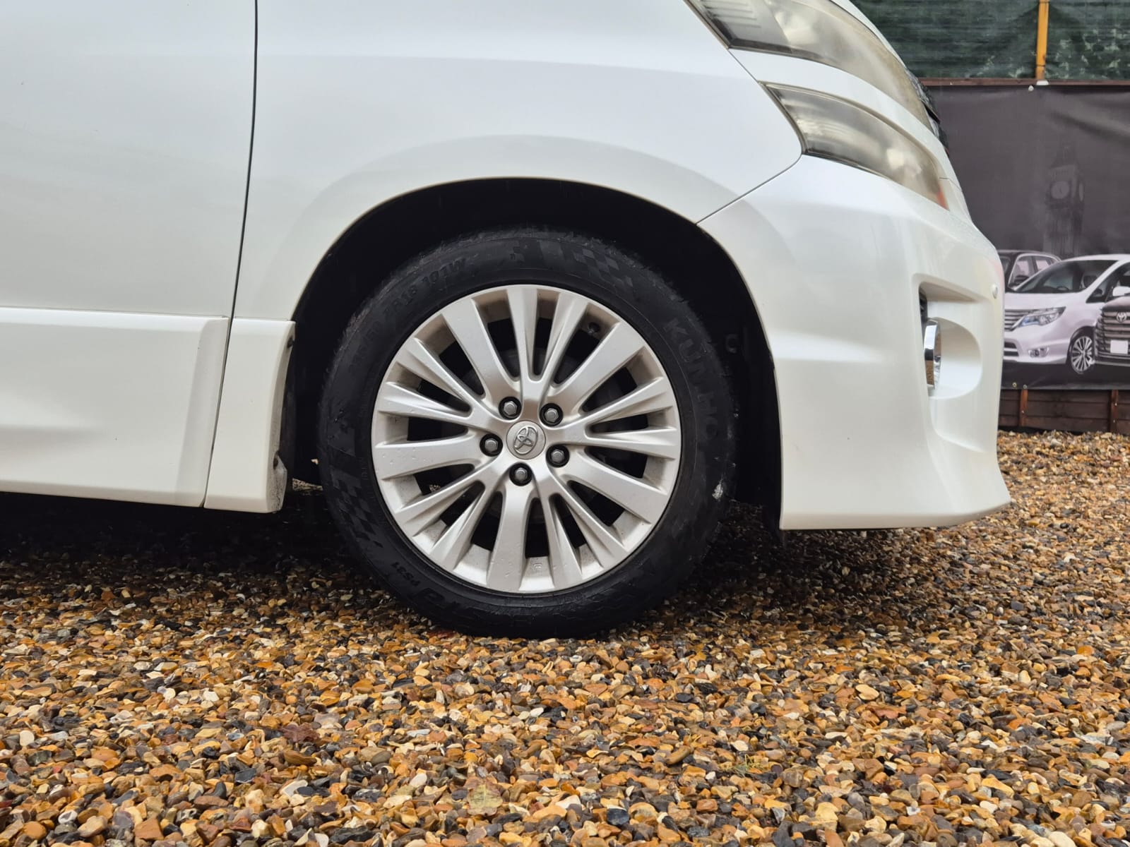 TOYOTA ALPHARD 2012 PETROL AUTOMATIC