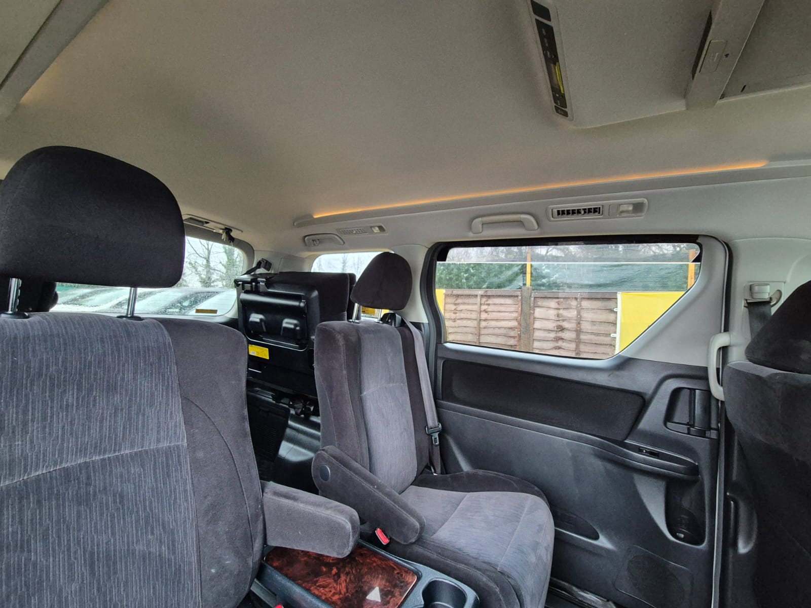 TOYOTA ALPHARD 2012 PETROL AUTOMATIC