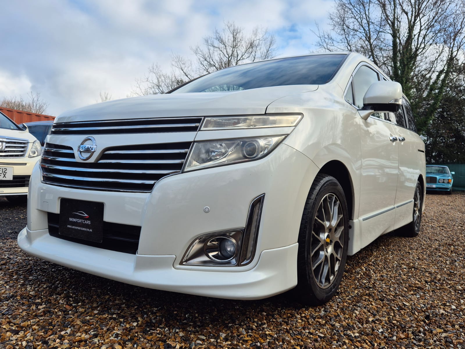 NISSAN ELGRAND HIGHWAY STAR 2012