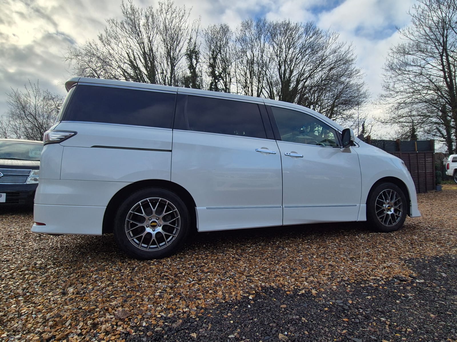 NISSAN ELGRAND HIGHWAY STAR 2012