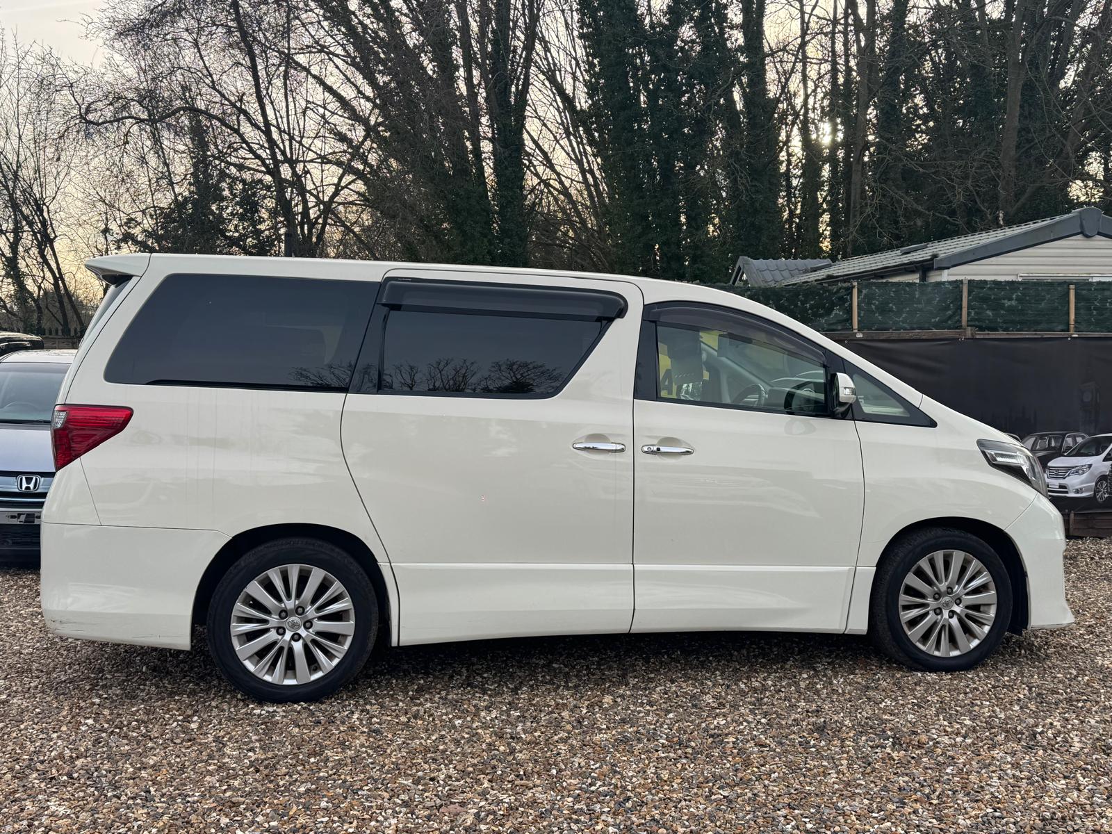 TOYOTA ALPHARD 2014 PETROL AUTOMATIC
