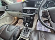 VOLVO V40 PETROL AUTOMATIC YEAR 2013