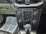 VOLVO V40 PETROL AUTOMATIC YEAR 2013