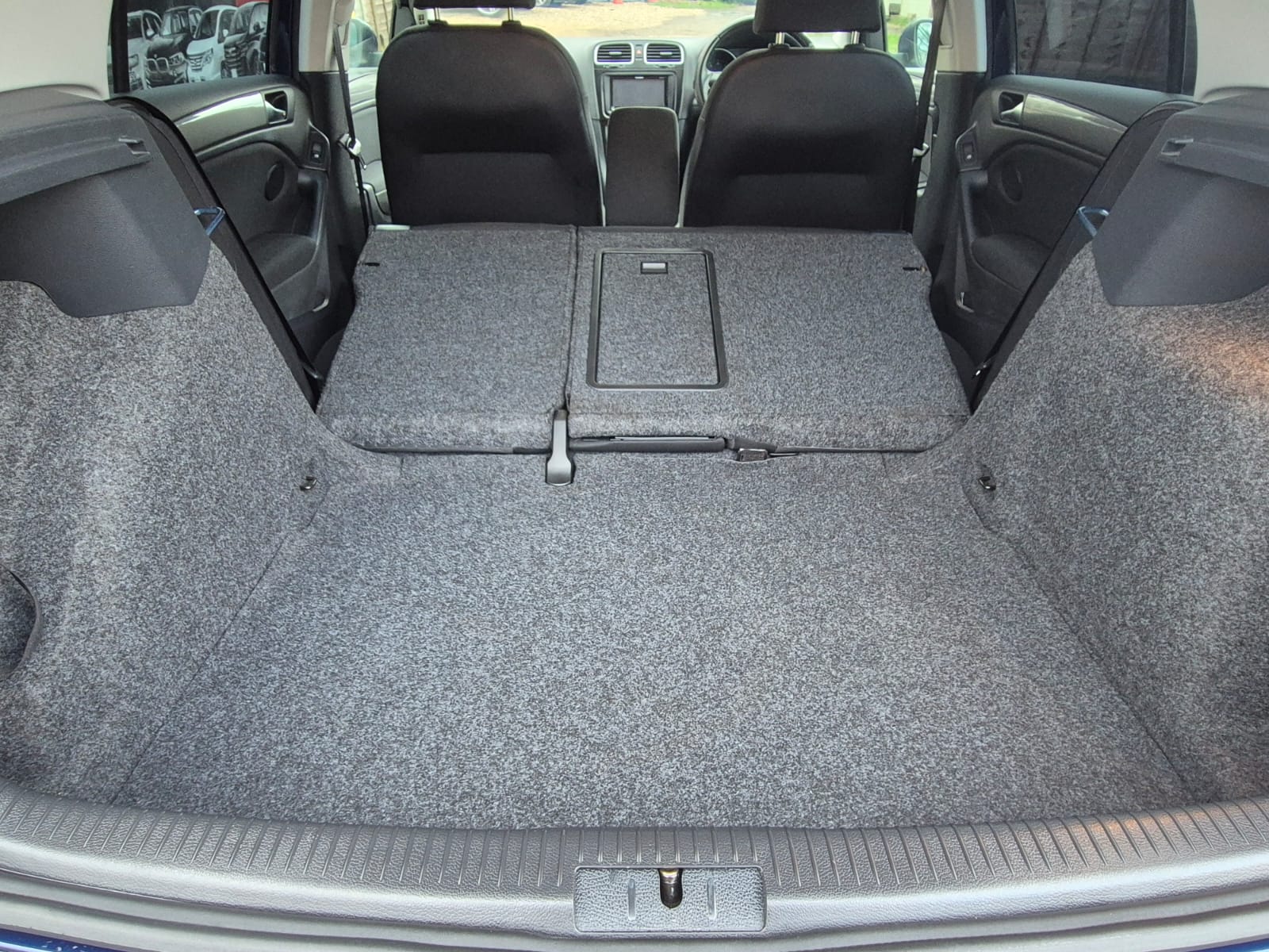 VOLKSWAGEN GOLF 2012 AUTOMATIC PETROL