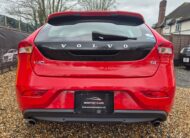 VOLVO V40 PETROL AUTOMATIC 2014