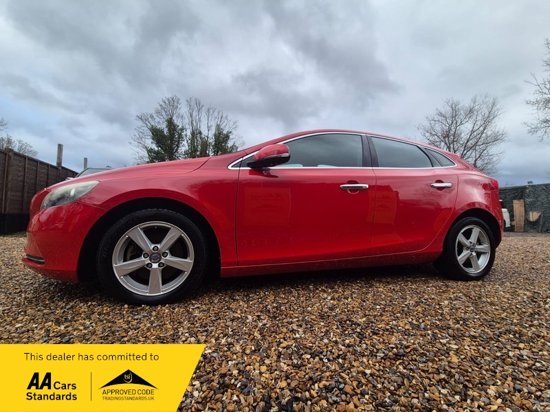 2014 Volvo V40