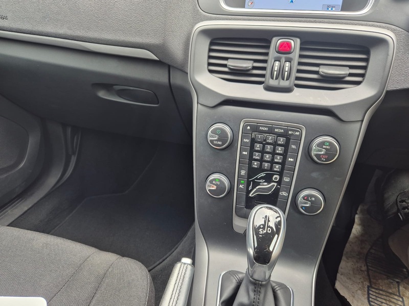 2014 Volvo V40