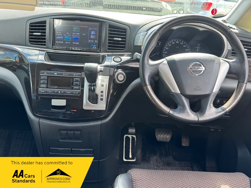 2013 Nissan Elgrand Highway star