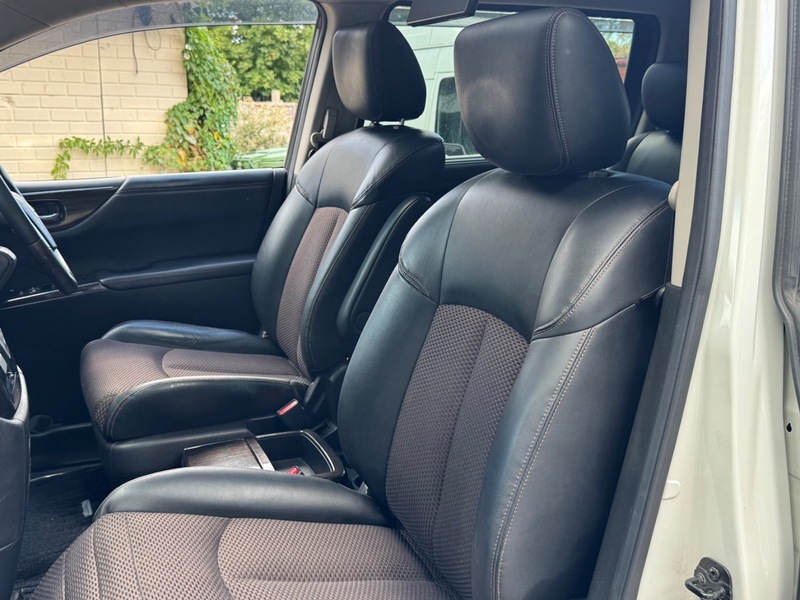 2013 Nissan Elgrand Highway star