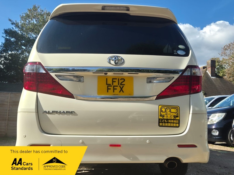 2012 Toyota Alphard