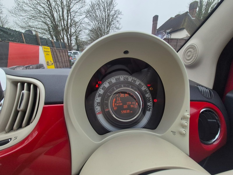 2016 Fiat 500 Lounge Dualogic
