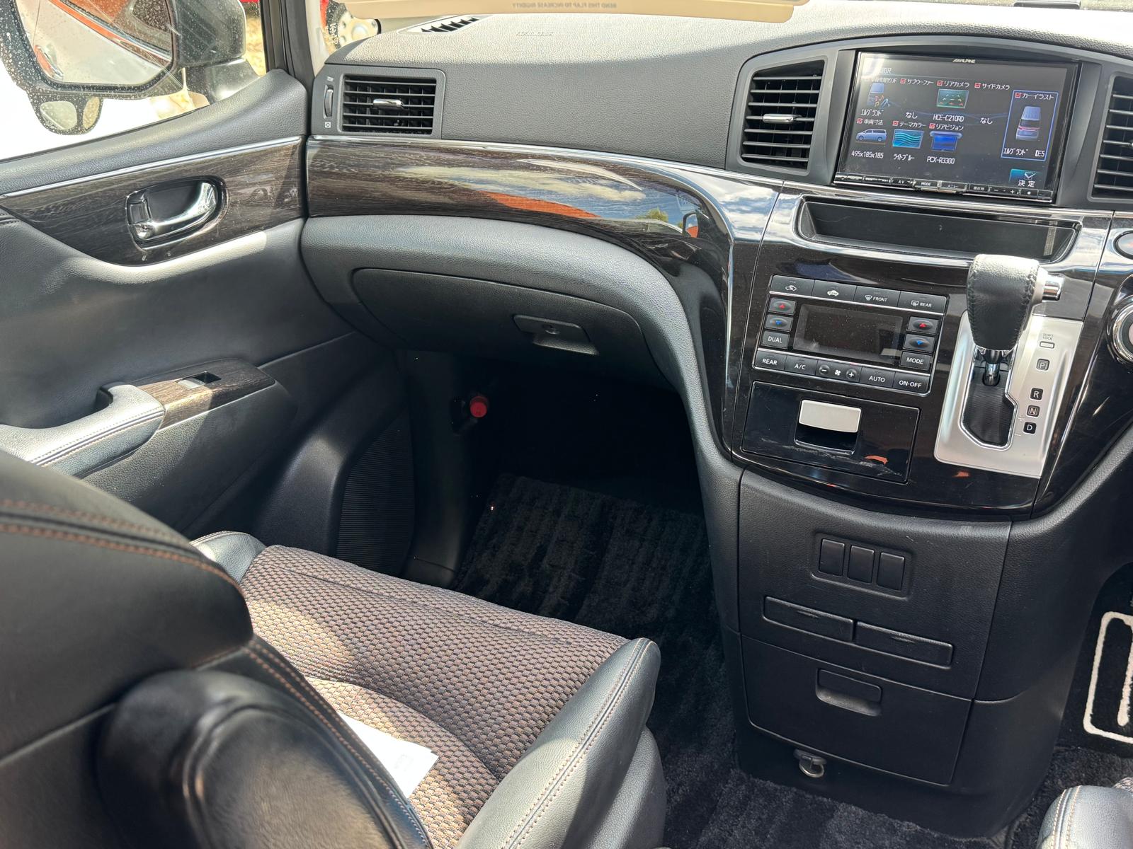 NISSAN ELGRAND HIGHWAY STAR 2013 SUNROOF