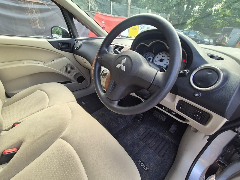 2011 Mitsubishi Colt