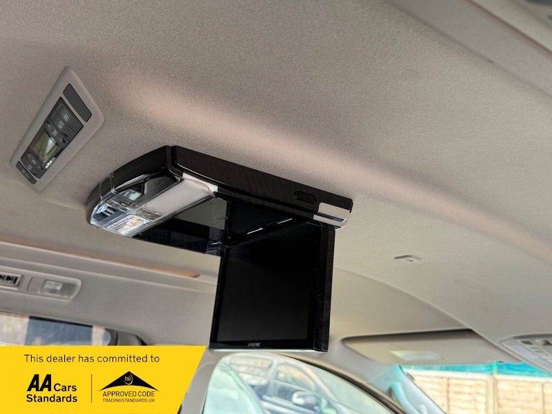 2012 Toyota Alphard