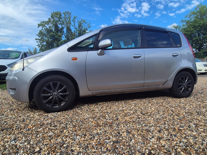 2011 Mitsubishi Colt